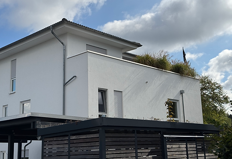 Modernes Mehrfamilienhaus